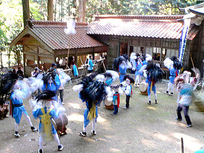 三原渡り拍子 中山天神社 中山天神社 11月 イベント情報 井原市観光協会 岡山県井原市の観光情報 観光案内 Ibara Tourist Information